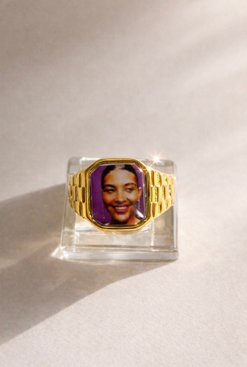 18K gold-plated Olivia Dean-inspired Lav Vintage promise ring with square face, photographed on a neutral background.